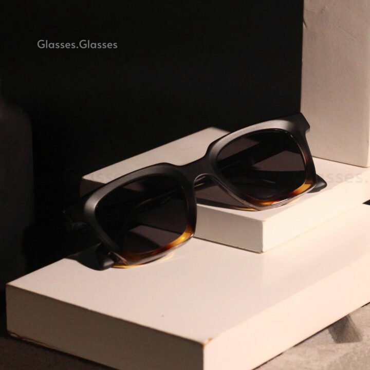 The Gang Retro Square Sunglasses Men Women Fashion Glasses.Glasses