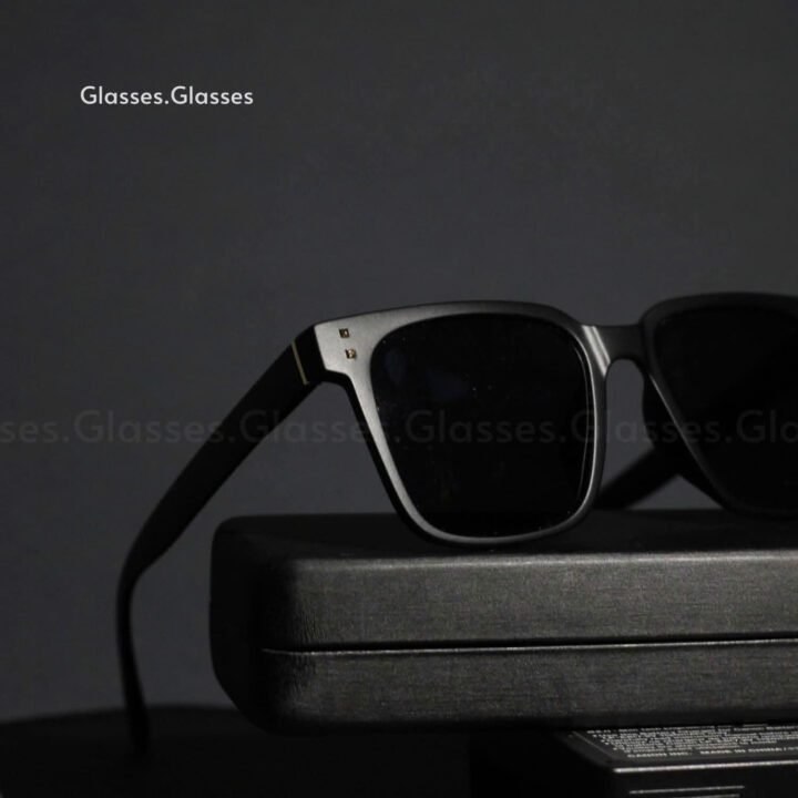 Sand Beach Square Classic Sunglasses Men Women Fashion Glasses.Glasses